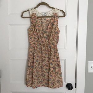 GORGEOUS FLORAL SUNDRESS